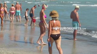 Attention whore with perfect beach body-7