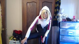 Annabelle Bestia - Gwen Stacy tries on her costume-4