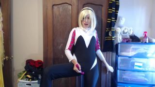 Annabelle Bestia - Gwen Stacy tries on her costume-7