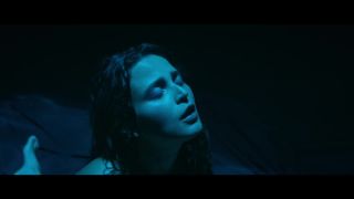 Video Siren Song : Ariana Van X , Edi Santos 1080p FullHD-9
