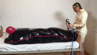 FetishClinicAR-LA-InflatedBag-2-3