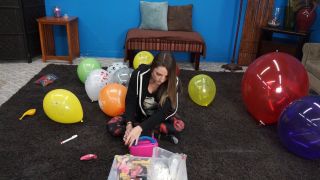 Custom Fetish - Madison Inflates Printed Balloons Live - Fetish-2