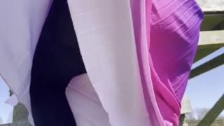 Latex Fetish outside PHOTOSHOOT escalates HANDJOB on the HIGH SEAT with CONDOM-2