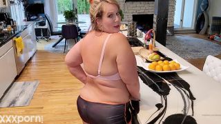  onlyfans milf URSULA ANDREIA fantasymilfursula Halloween jammies tease video with big boobs and lingerie on OnlyFans-3