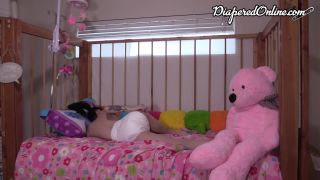 Diaperedonline2Samara Samara Grinding in Crib-0