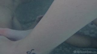 Underwater_Footjob_in_a_Jacuzzi-4