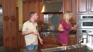 +Amber Lynn Bach Amber Lynn Bach Memoirs of Bad Mommies 4 (DVD) (2015)-2