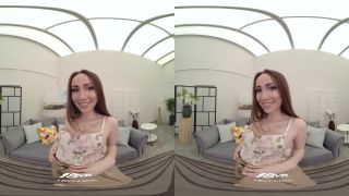 Petite Teen Kate Quinn Is Very Excited In Her New Lingerie VR Porn-0