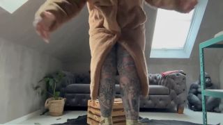 Steffi Blond - LUXUS FELL SCHLAMPE geiler Pelz auf geilen Körper 720P - Germany-1