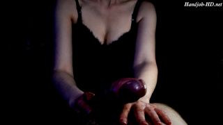  Perfect milf handjob in the dark - SweetAnnaBella, milf on milf porn-1