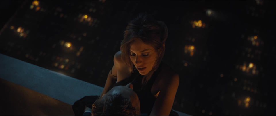 Sienna Miller – High-Rise (2015) HD 720p - (Celebrity porn)