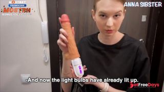 I Never Thought a Girl from a Sex Shop Would Knock on My Door-2
