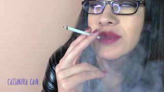 Cassandra Cain - sneaky geeky smoker - Smoking-2