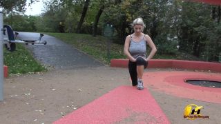 Katerina Hartlova Katerina-Hartlova 19 11 15 Jump And Running In Public Park 1080p-9