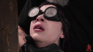 Charlotte Sartre: Extreme Bondage - SD480p-5