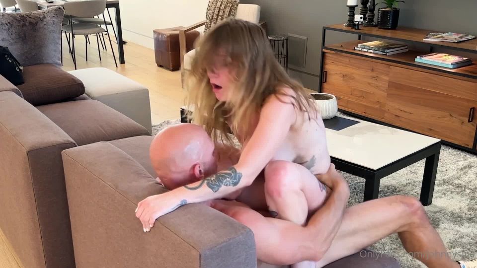 Amalie Hart Johnny Sins (2023-08-29) - Bubble Butt