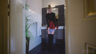 [Fitting-Room] Eyla Moore Voyeur [10.21.24] [1080p].-3