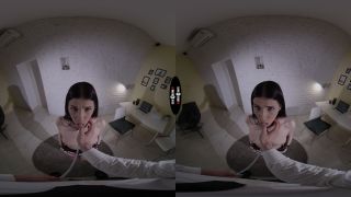 Sophie Weber - What's In There? - DarkRoomVR (UltraHD 4K 2024) New Porn-1