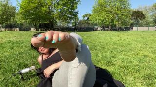 online clip 38 giantess feet fetish Feetwonders in ASMR feet teasing outdoors – (Premium user request), foot on feet porn-2