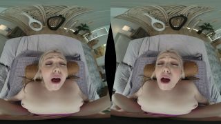 Cute By The Foot - Smartphone VR-5
