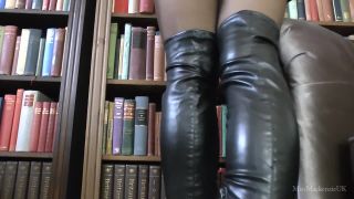 BootsShoesVideos001526-2