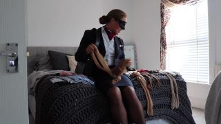Bootyful nylon queen - Friend Finds Worn Items Uses To Squirt-2