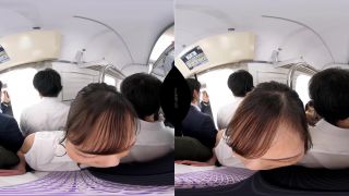 DSVR-01110 【VR】 A Busty Woman In Front Of You On A Crowded Train! VR That Hits The Boobs With Force Majeure - OL-7