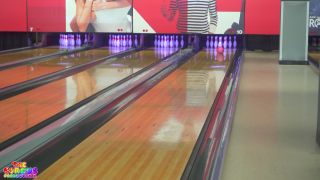 GIbbyTheClown - Bowled a strike down her thoat - Public Blowjob-7