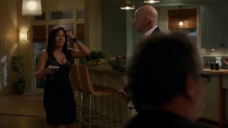 Pamela Adlon – Californication s07e07 (2014) HD 720p - (Celebrity porn)-5