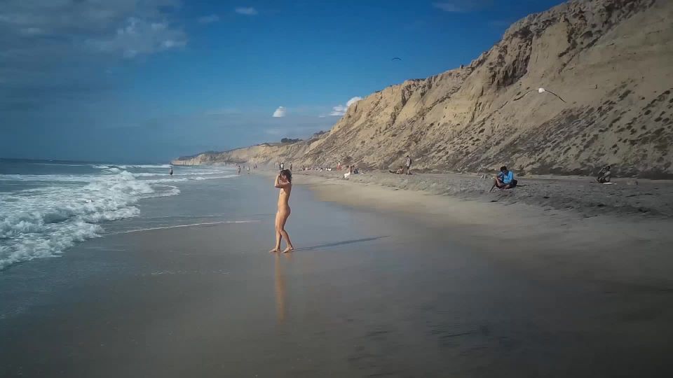 10022018-beachlevel-video_chat_vixens