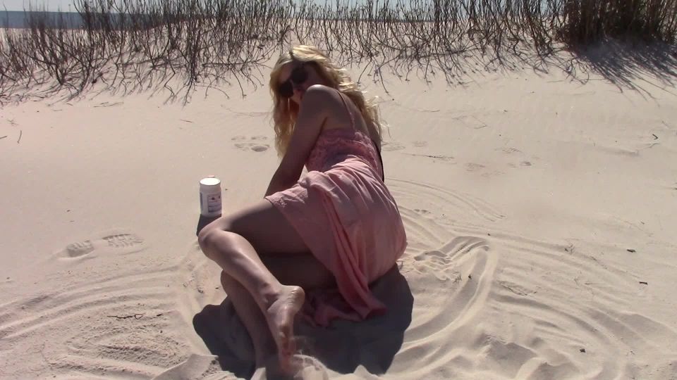 Emma Choice - Public Beach Oil and Tease on teen 