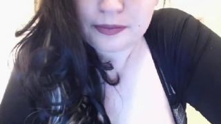 Vicki – webcam – pulling her massive mammaries - Big tits-1