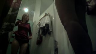 girls in the fitting room 5 -0