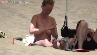 (Voyeur) beach video south of France-0