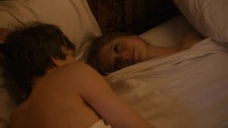 Genevieve Angelson – Good Girls Revolt s01e07 (2016) HD 720p!!!-6