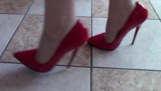 Online tube Shiny Shoejobs presents RED FUCK ME PUMP SHOEJOB-1