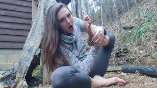  sadieholmes  Suck the mud off my feet with me, feet on feet porn-0