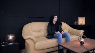 Mandala 4K XXL Casting V - Emmanuelle-1