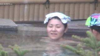 Naked japanese girls peeped in a pool-6