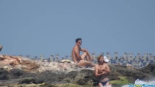 Couple fucking in the sun-4