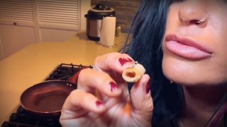 Mistress Raven FD - GIANTESS RAVEN GETS FAT EATING TINY MEN - Vore-6