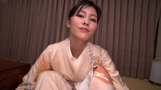 Mino Suzume DLDSS-020 A Super-luxury Inn That Robs The Five Senses Of A Young Landladys Soggy Paradise Lip Entertainment Suzume Mino - Kimono-5