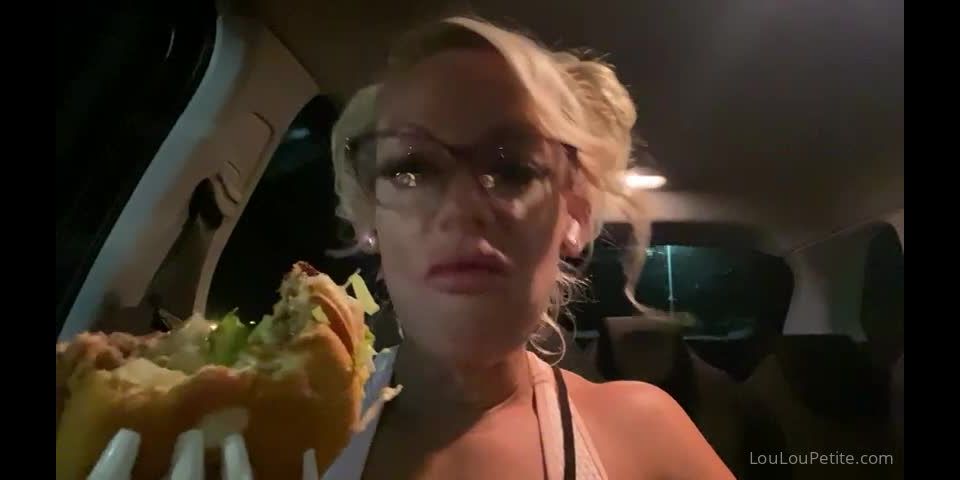 LouLou Petite Louloupetite - should i start doing take away food reviews xx 11-10-2021