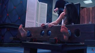 xxx video clip 48 apa itu foot fetish feet porn | RussianFetish – Taisia cheated on her boyfriend and paid for that – Tickling and bastinado in stocks | tickling upper body-3