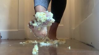 porn video 41 goddessmonica00w  Crushing cake .. per your request on feet porn japanese foot fetish-7