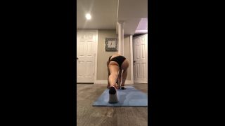  milf porn | summeravery  Stretching this morning | milf-3