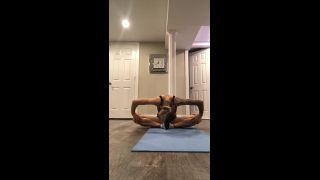  milf porn | summeravery  Stretching this morning | milf-8
