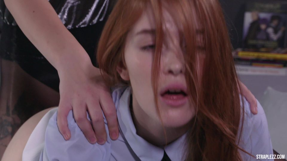 lesbian - StraplessDildo presents Jia Lissa – Topping the First Time – 26.12.2018