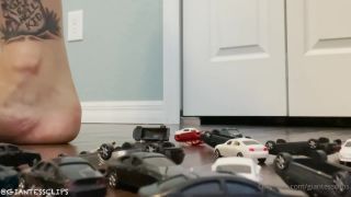 clip 3 Larger Than Life – Street Magic starring Mia Hope | fetish | fetish porn dirty feet femdom-6