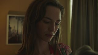 Louise Bourgoin - The Romanoffs s01e01 (2018) HD 1080p - (Celebrity porn)-6